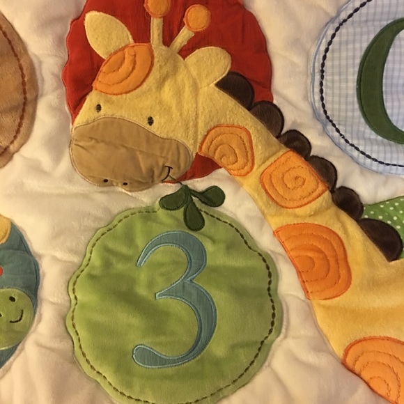 KIDS LINE LG EMB BABY BLANKET SOFT PLUSH 35X44 EUC Like new. - Picture 2 of 15